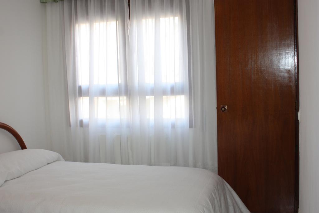 Apartamento Avenida Ainsa Bagian luar foto