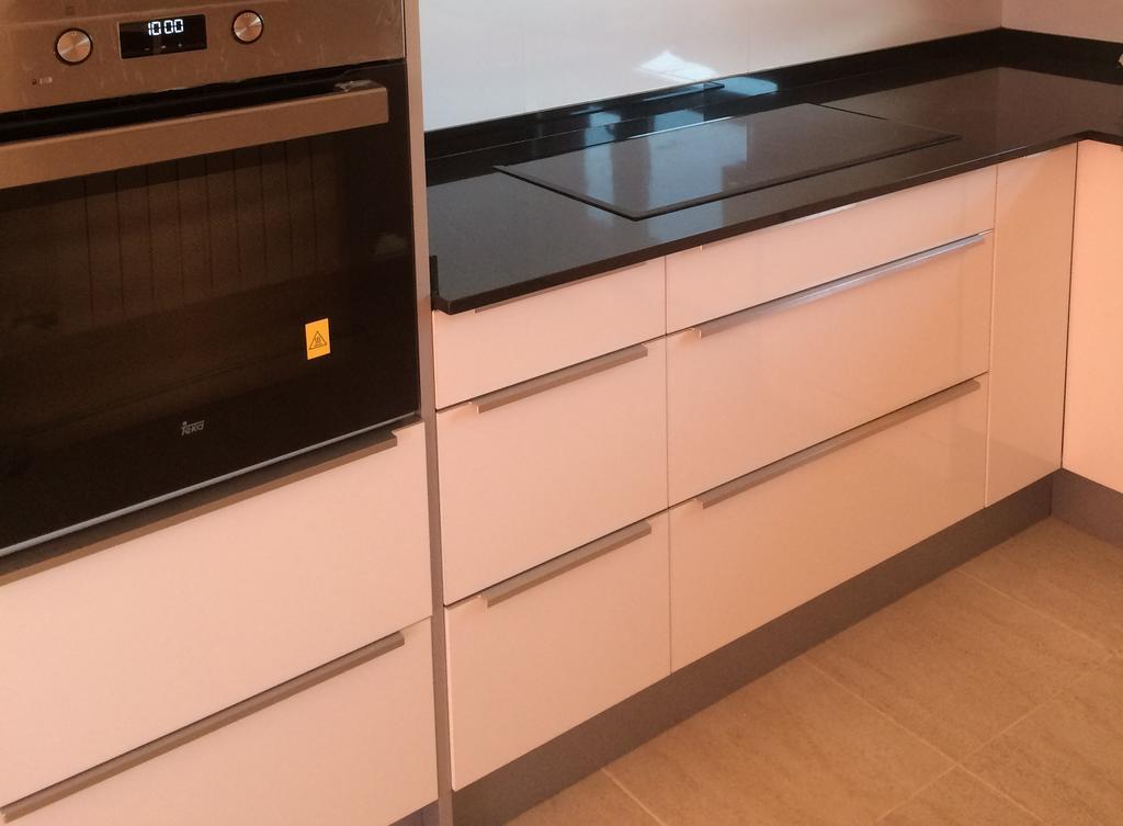 Apartamento Avenida Ainsa Bagian luar foto